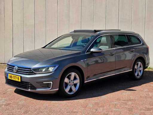 Volkswagen - 2016 - Passat Variant - 1.4 T. GTE C.S. Pl. - NB-177-B