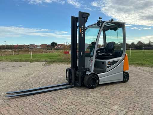 Încă un stivuitor RX20-20