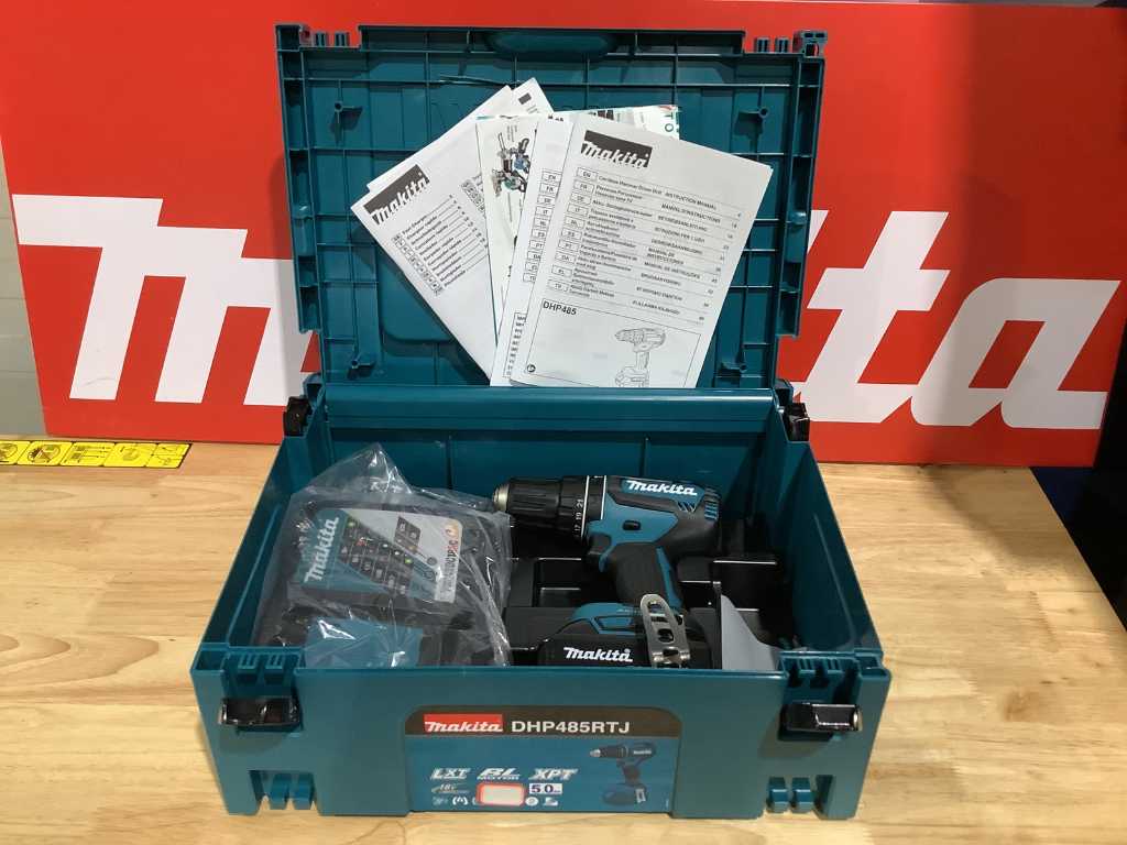 Makita Cordless screwdriver set