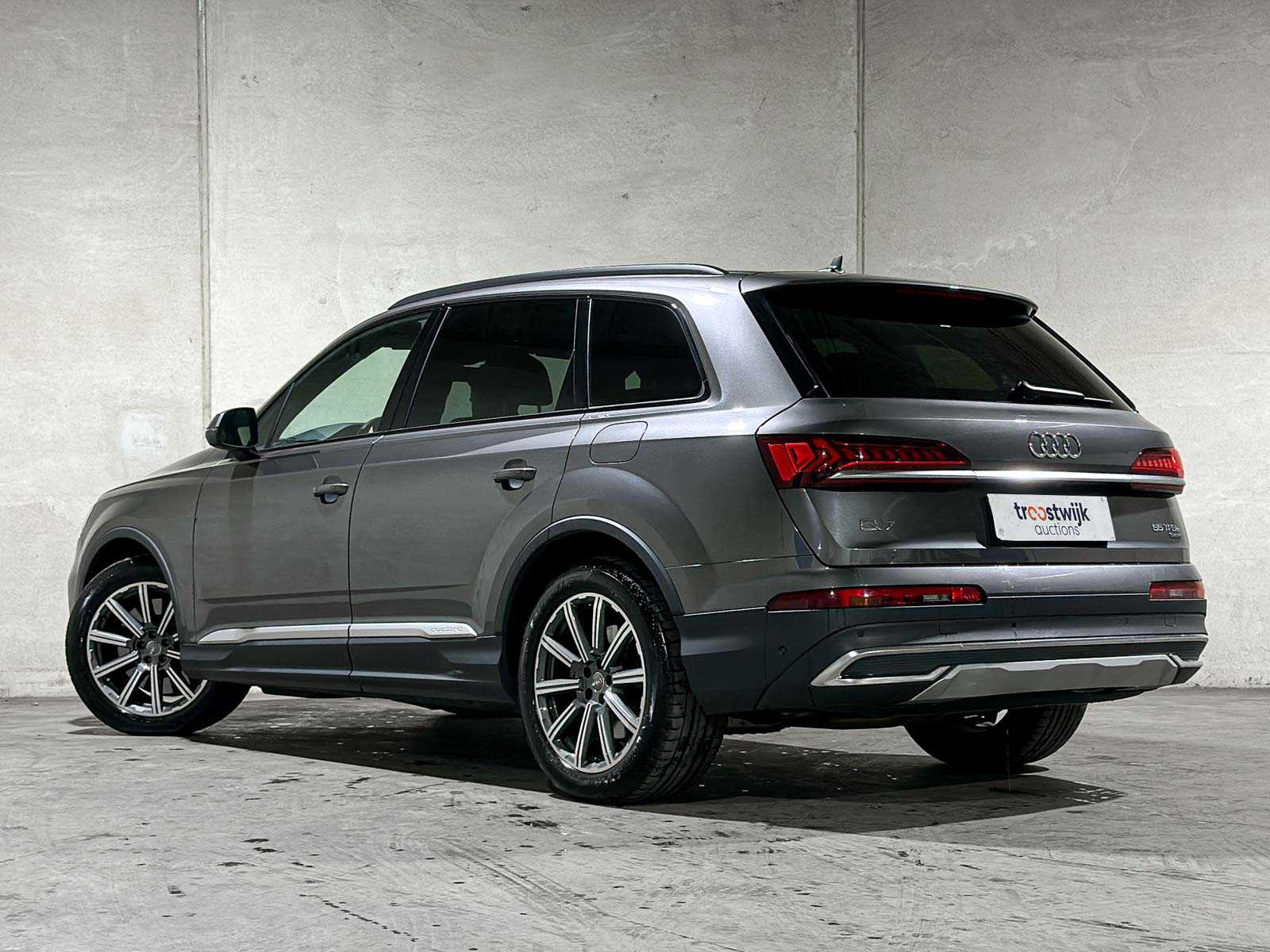 Audi Q7 55 TFSI e Quattro Pro Line Plus 3.0 380pk 2020, N-611-PF