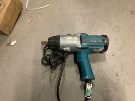 Klucz udarowy Makita 6906