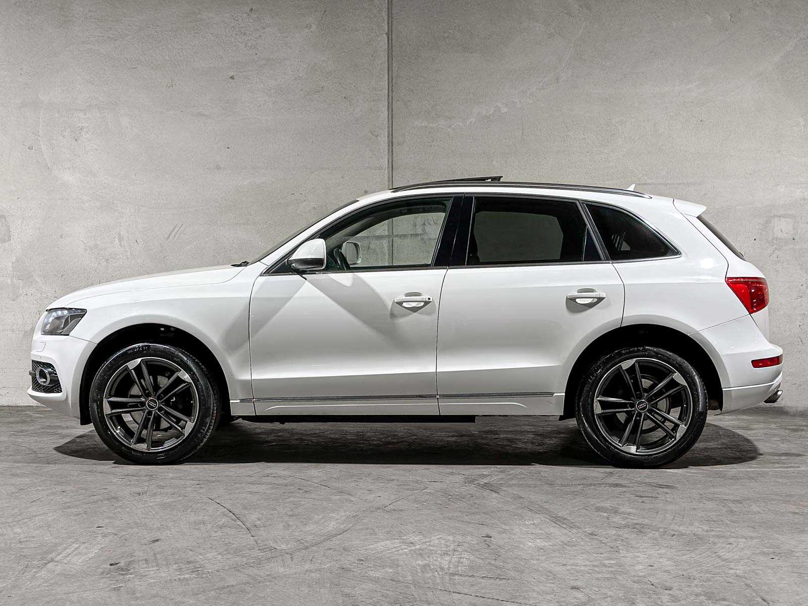 Audi Q5 3.2 FSI V6 Quattro Pro Line 269pk 2010, J-936-ZV