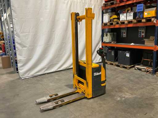 1998 Jungheinrich EJC12-G-115-3602 Stacker