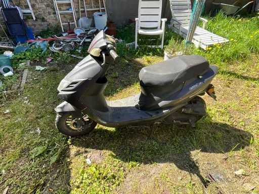 TURBHO Black edition JN50QT -26 Scooter