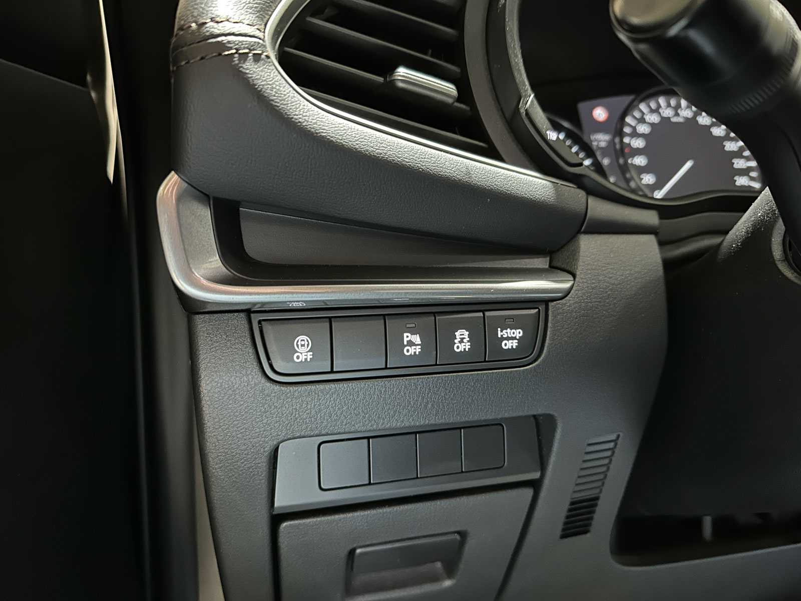 Mazda 3 2.0 e-SkyActiv-X 186pk 2022 (Origineel-NL+1e eigenaar), P-184-HB