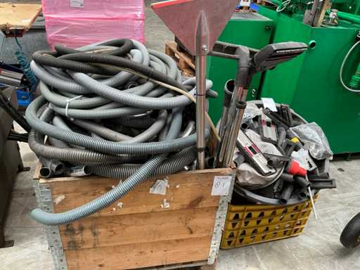 Batch vacuum cleaner hoses and rods