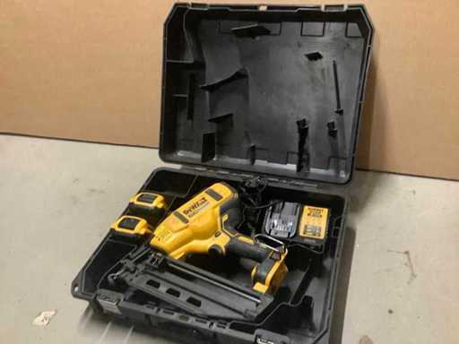 De walt dcn669 accu schiethamer