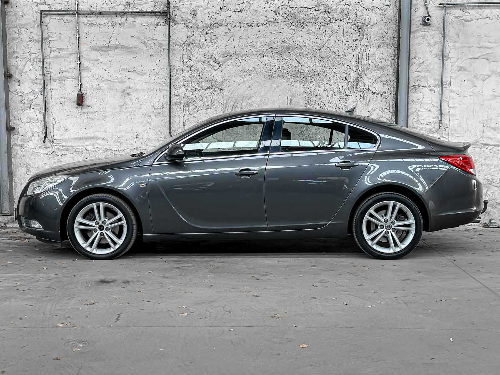 Opel Insignia 1.6 T Edition 179pk 2010 (Origineel-NL), 45-NJT-2
