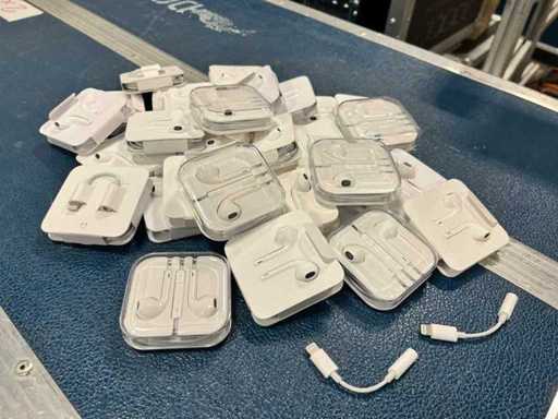 Apple - - Cuffie Large Lot e Adattatori Lightning