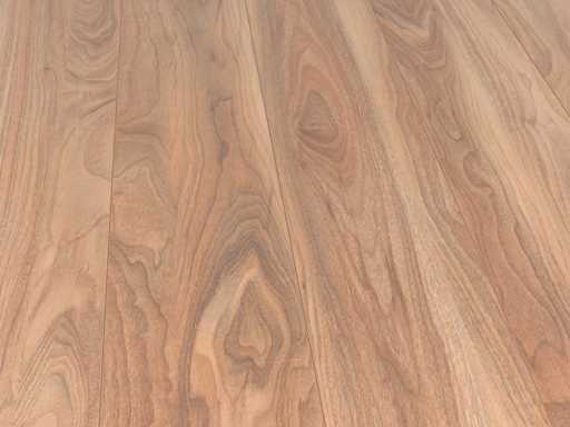 49 m² Laminatplanke – 1383 x 193 x 12 mm