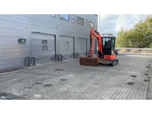 5fcce33b-615e-471f-a0aa-e6a69fa789c8.mp4