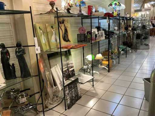 Metal Shelf (8x)