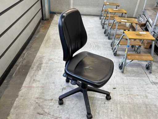 GÜNZBURGER STEIGTECHNIK 39002 SWIVEL-WHEELCHAIR (15x)