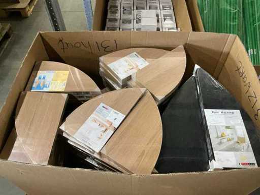 Charge verschiedener Eckregale (131x)