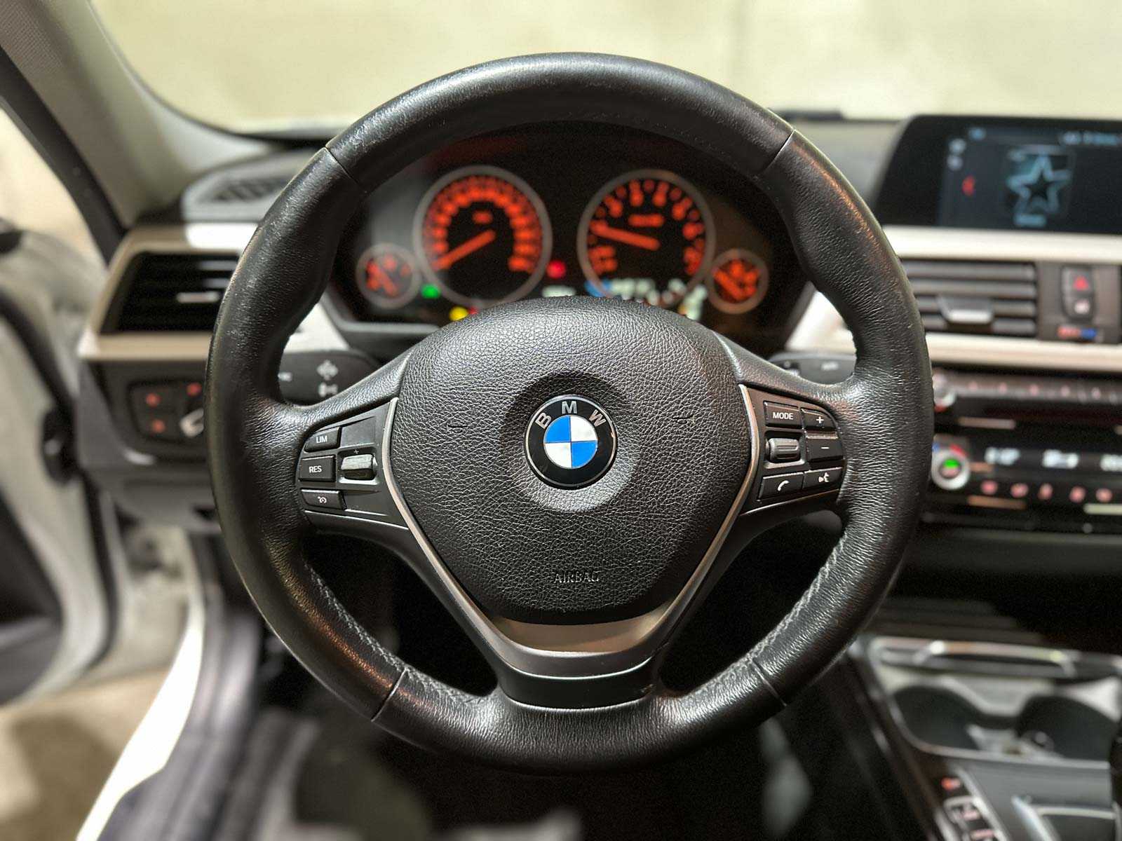 BMW 318i Corporate Lease Executive 3-serie 136pk 2018 (Origineel-NL), SB-204-F