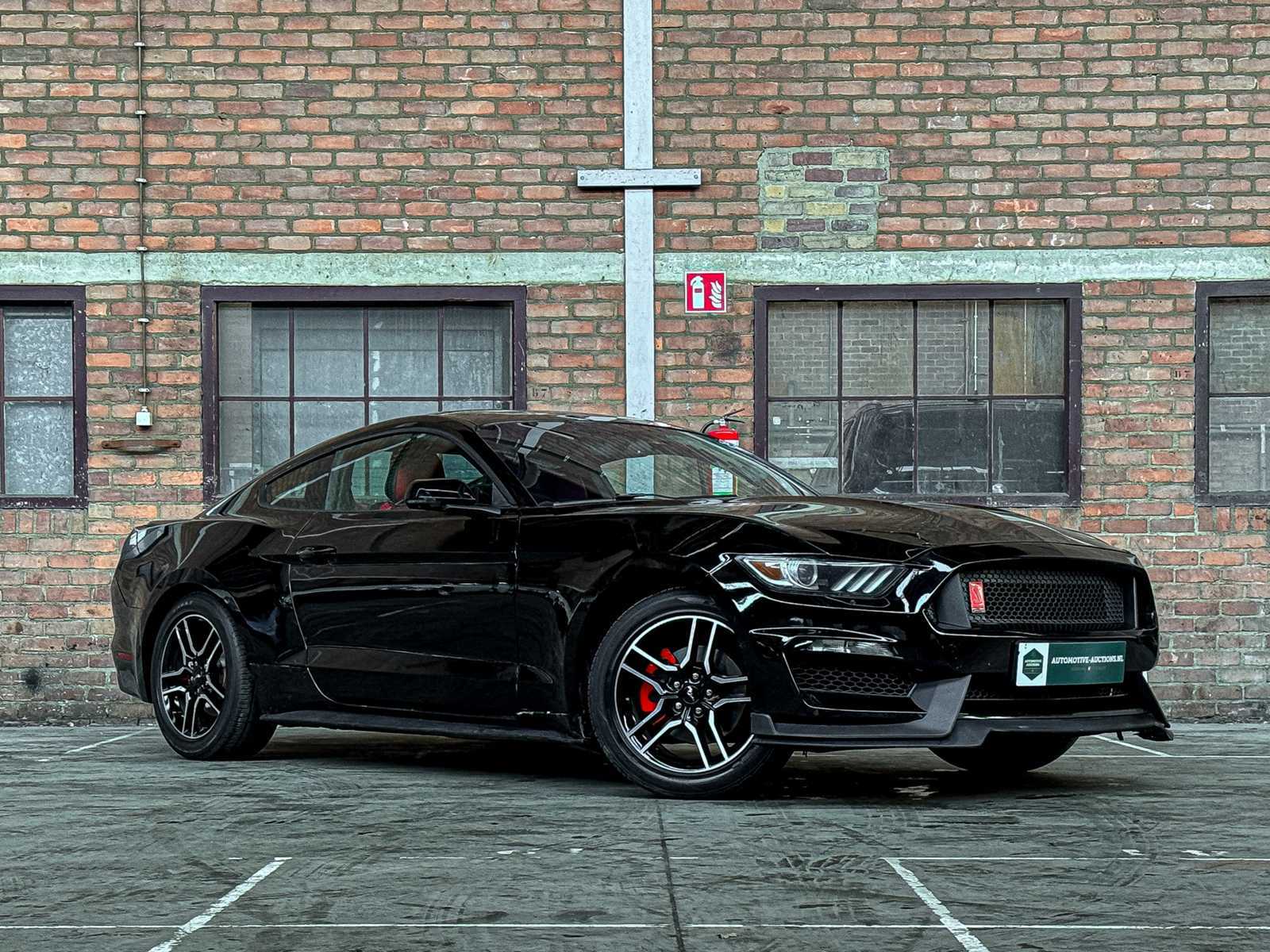 Ford Mustang 3.7 V6 300pk 2015 Coupe