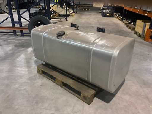 MAN Brandstoftank 600 L