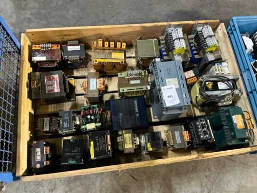 Partij diverse transformatoren