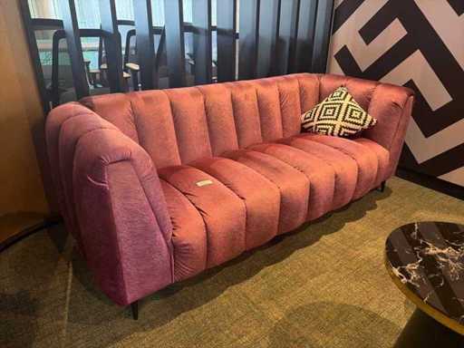 Canapeaua cu design roz