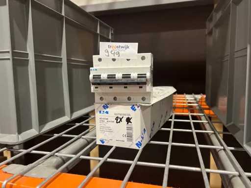 Interruptor automático Eaton AZ-4-C125 4P 125A (2x)