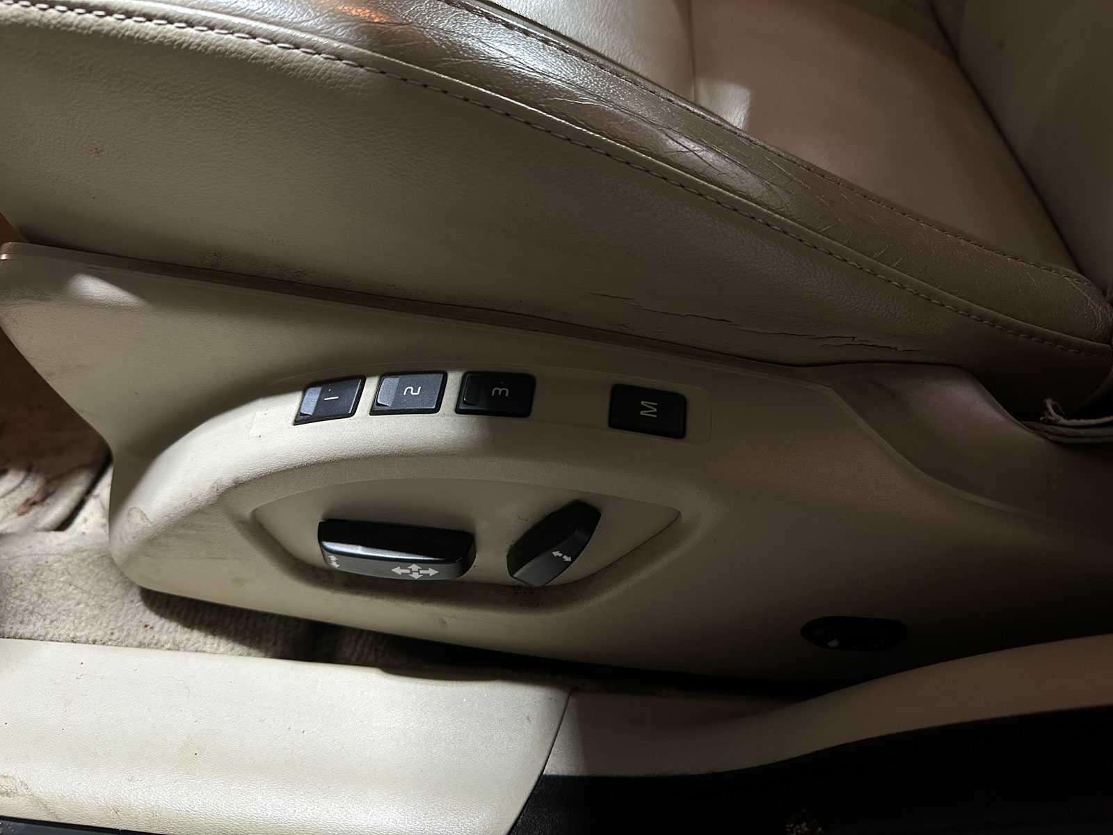 Volvo V70 2.0 D4 Summum 181pk 2015 (Origineel-NL), GB-859-B