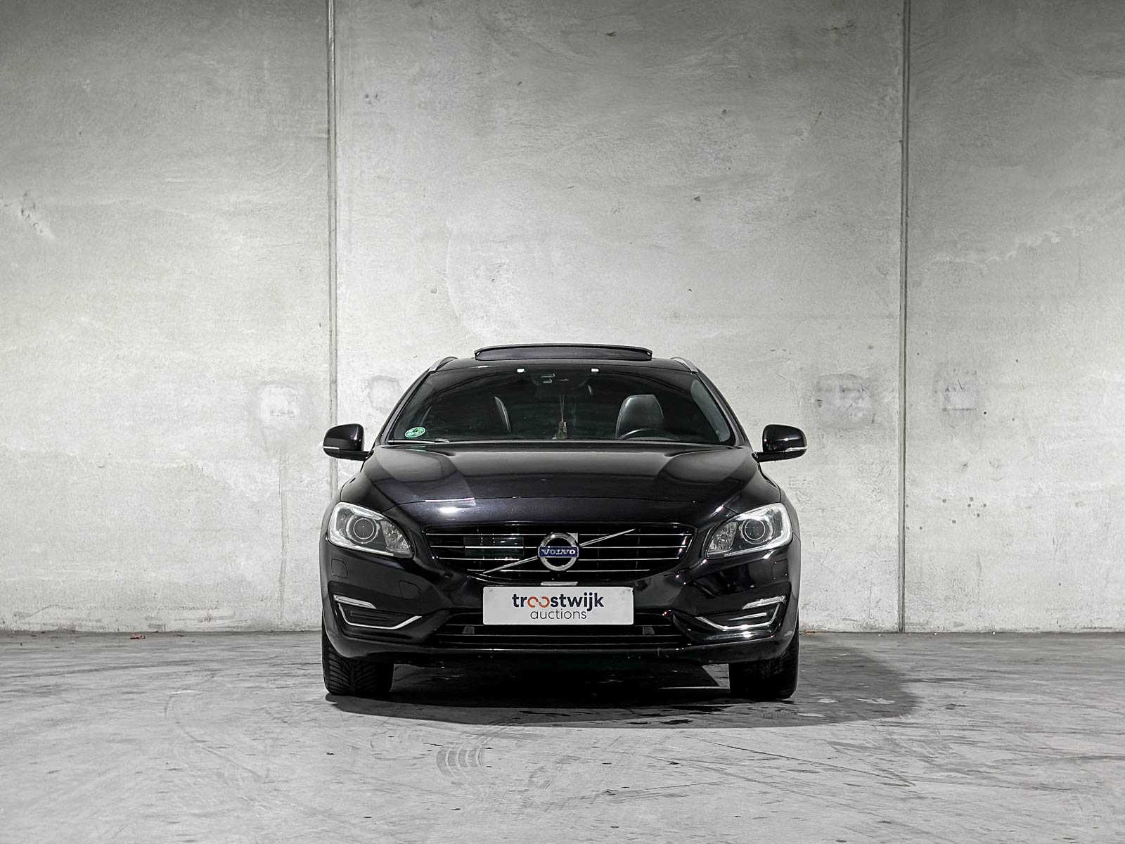 Volvo V60 2.4 D6 AWD Plug-In Hybrid Summum 285pk 2013 (Origineel-NL), 6-SFG-70
