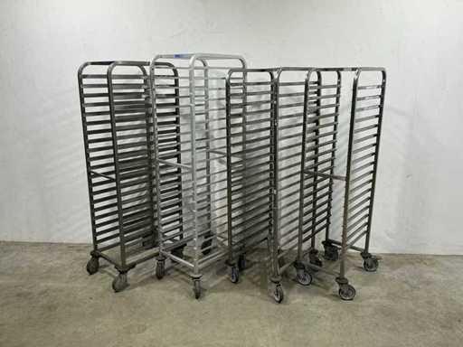 Diverse cărucioare cu cremalieră (4x)