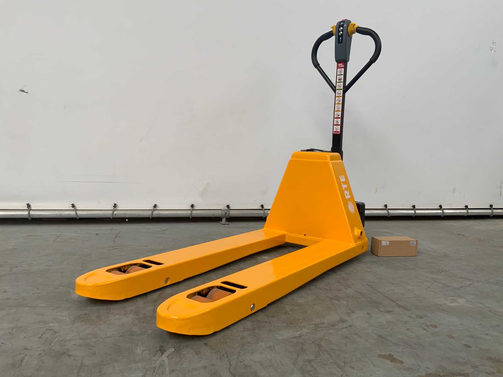 RTE – 2025 – 5854 – Electric pallet truck 1500kg