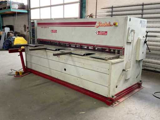 2006 Baykal HGL 3100 x 8 Guillotine Shear