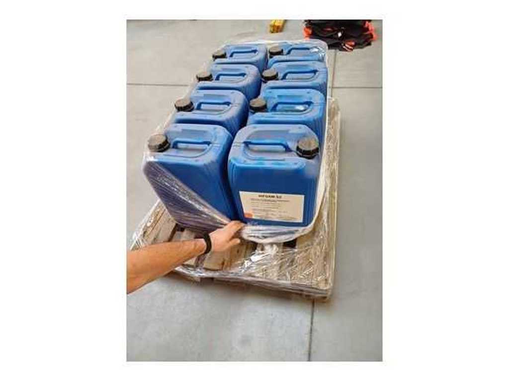 Extinguishing foam 8x20L