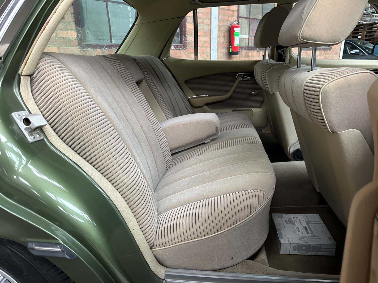 Mercedes-Benz 280 SE W116 240pk 1977