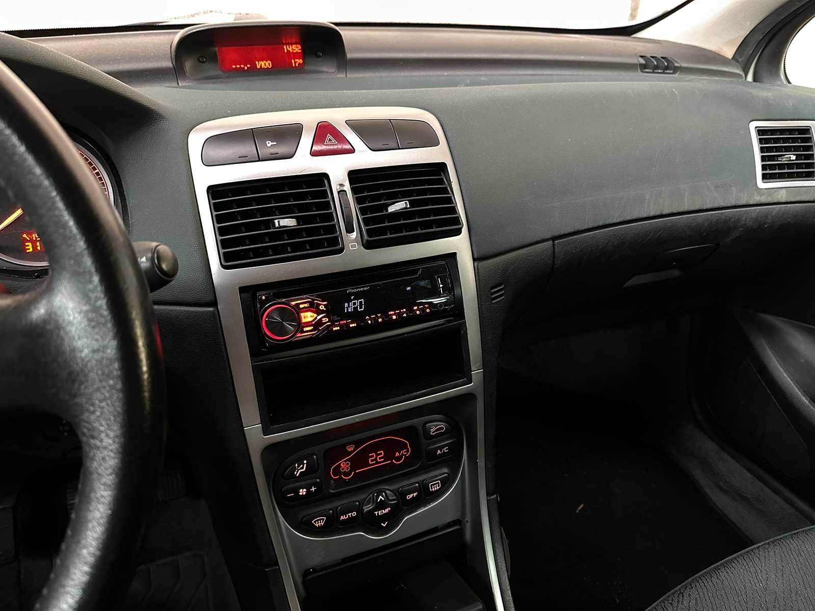 Peugeot 307 SW 1.6 16V 109pk 2003, 98-NL-HN