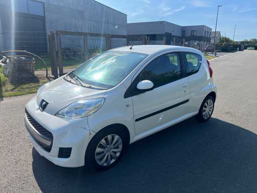 PEUGEOT - 2009 - 107 - Passenger car