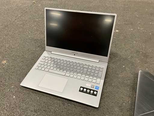 Medion - E17201 - Laptop