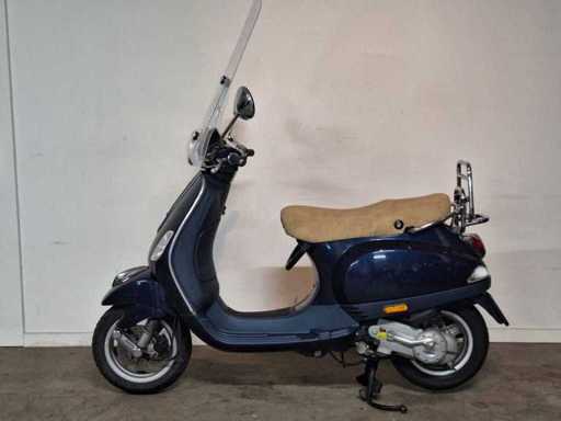 Vespa Piaggio LX c38 25 km Moped-Viertakter