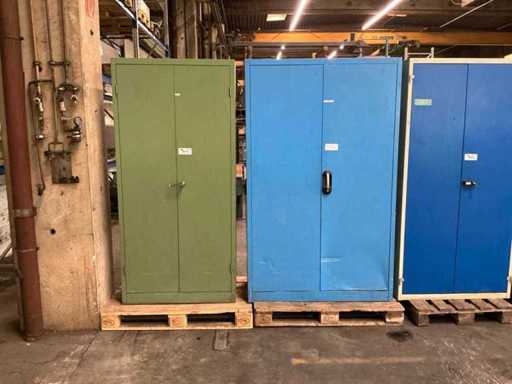 Workshop cabinet (2x)