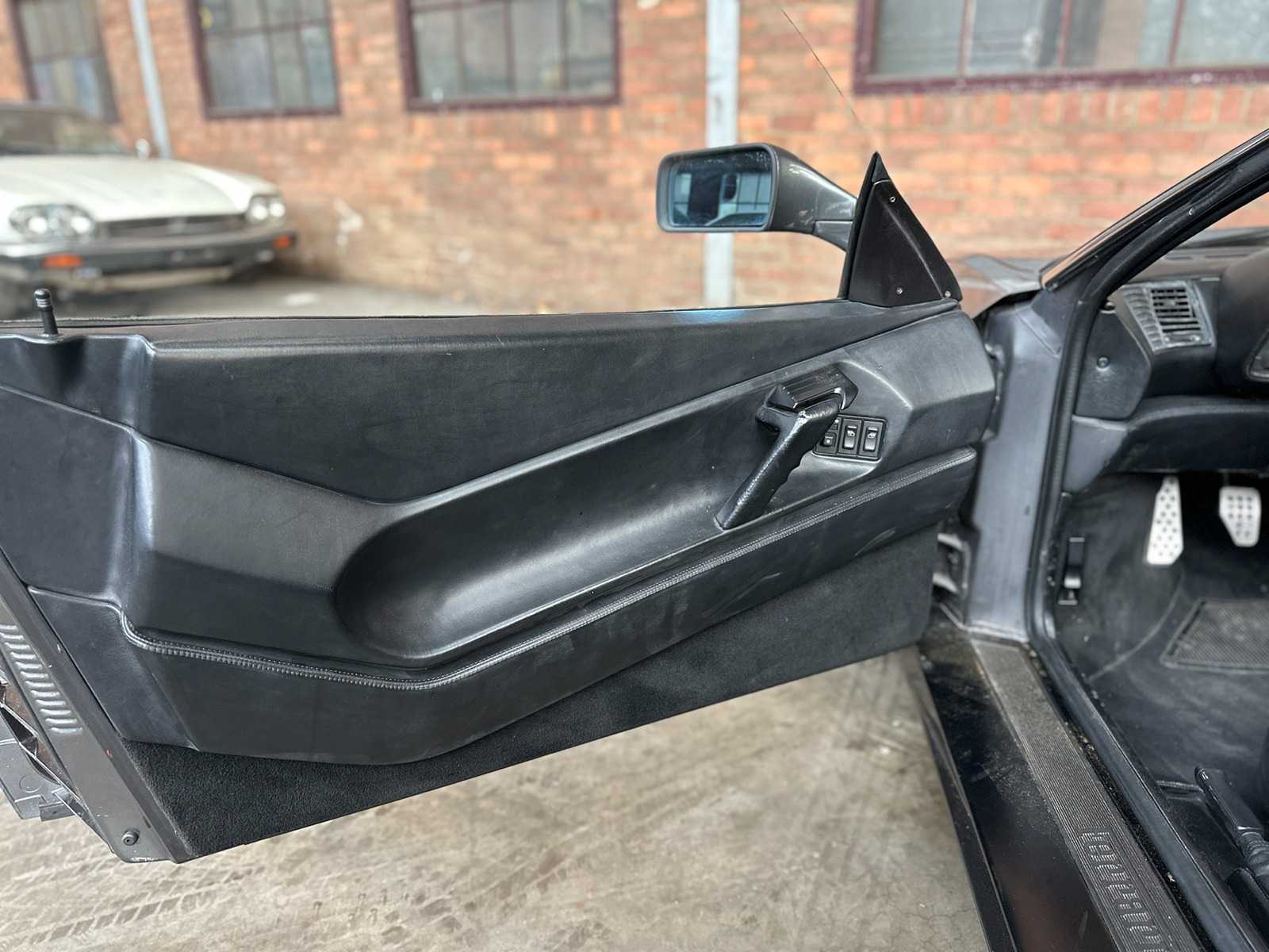 Ferrari 348 spider 3.4 V8 320pk 1993 (33.000 KM) Youngtimer