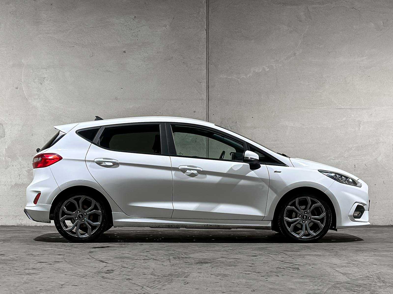 Ford Fiesta 1.0 ECOBOOST ST-LINE 101pk 2019 (Origineel-NL), XJ-522-V