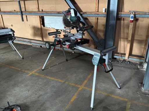 Scie à onglets Metabo KGS 305 M