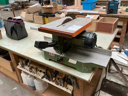 S11 Afkortcirkelzaagmachine