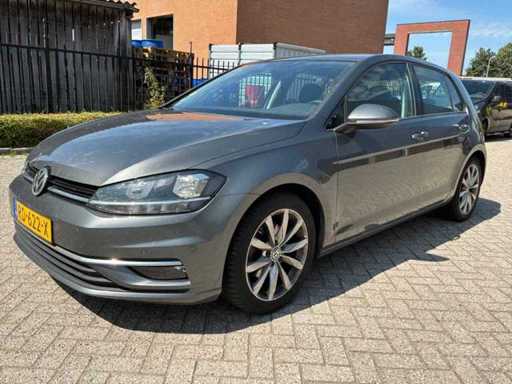 Volkswagen Golf 1.6 TDI Comfortline Osobowy z 2017 roku