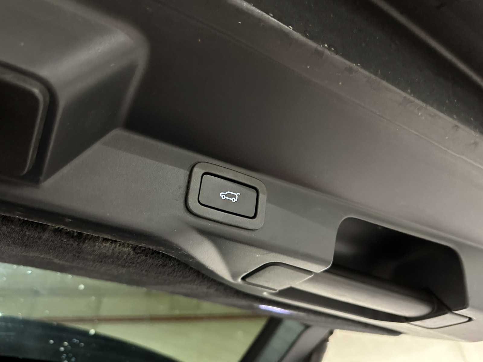 Land Rover Range Rover Sport SVR 5.0 V8 Supercharged FACELIFT 575hp 2018, L-593-LD