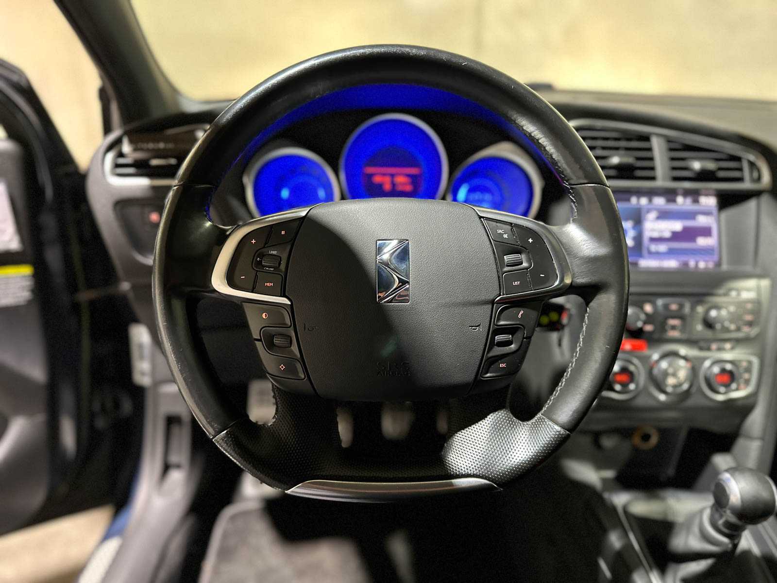 Citroen DS4 1.6 VTi So Chic 120pk 2011 (Origineel-NL), 32-RSX-3