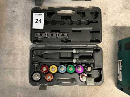 Zestaw uchwytów na szum BLACKMAX BTLE9