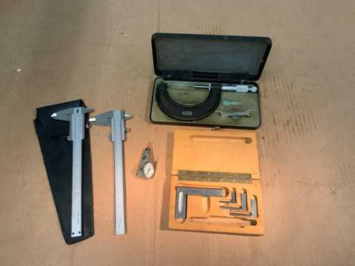 Mahr Divers Measuring Tools
