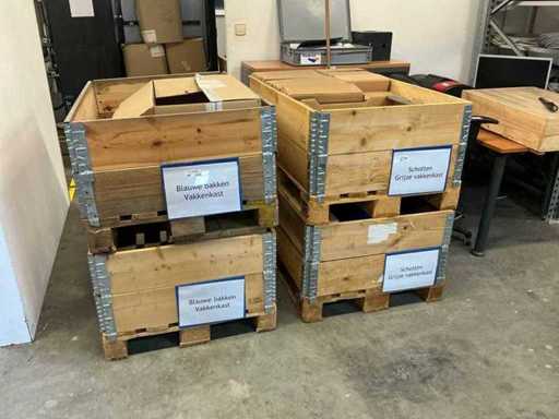 Pallet with bins and compartments (4x)