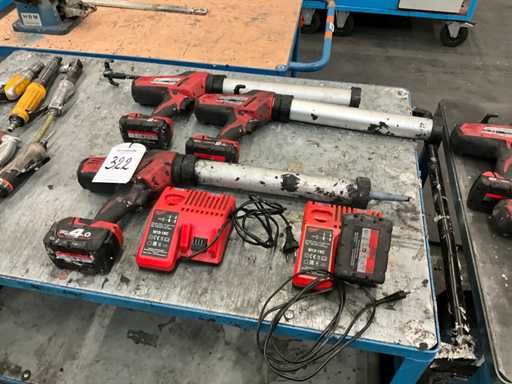 Milwaukee C18 PCG Batteriekleber- und Dichtmittelpistolen (3x)