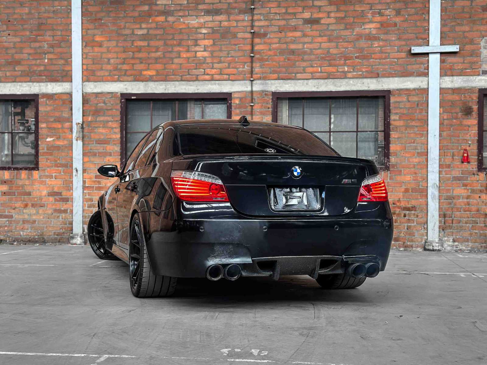BMW M5 5,0 V10 E60 500 PS 2008 5er Yountimer