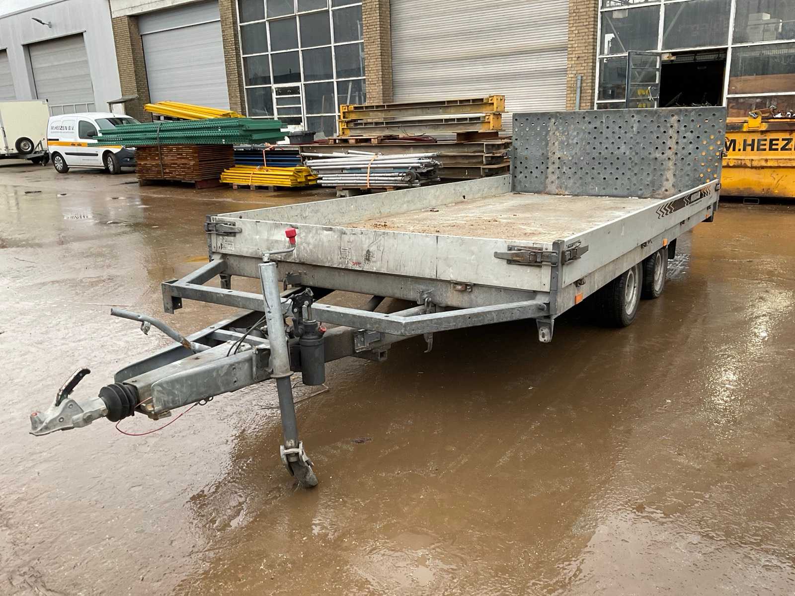 2003 Humbaur HMBA2010 Drive-up, tip-on, trailer