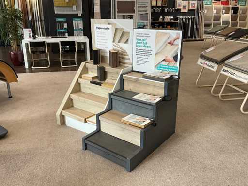 Diverse winkelmeubels